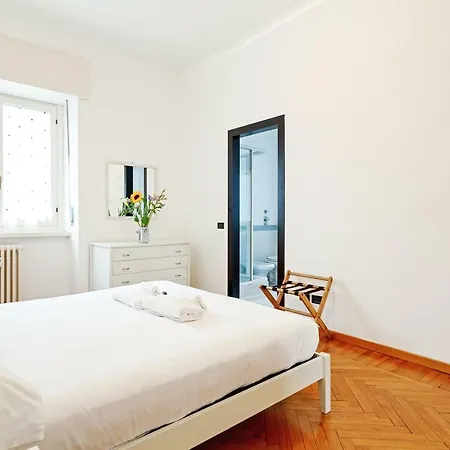 Apartment S. Maria Valle Roomy Flat Milan