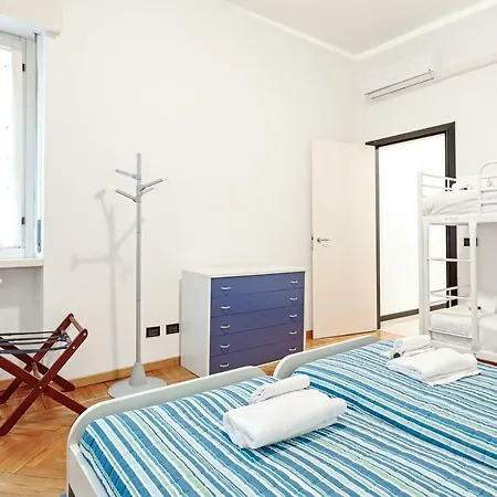 Apartment S. Maria Valle Roomy Flat Milan